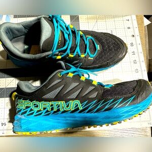 La Sportiva Mens Bushido Il Trail Running Shoe